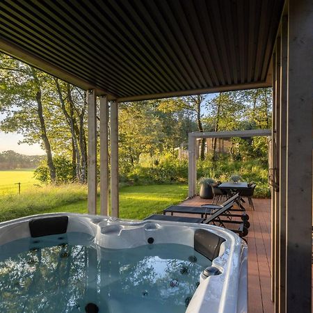 Zicht Op Twente - Spa Lodges 马尔克洛 外观 照片