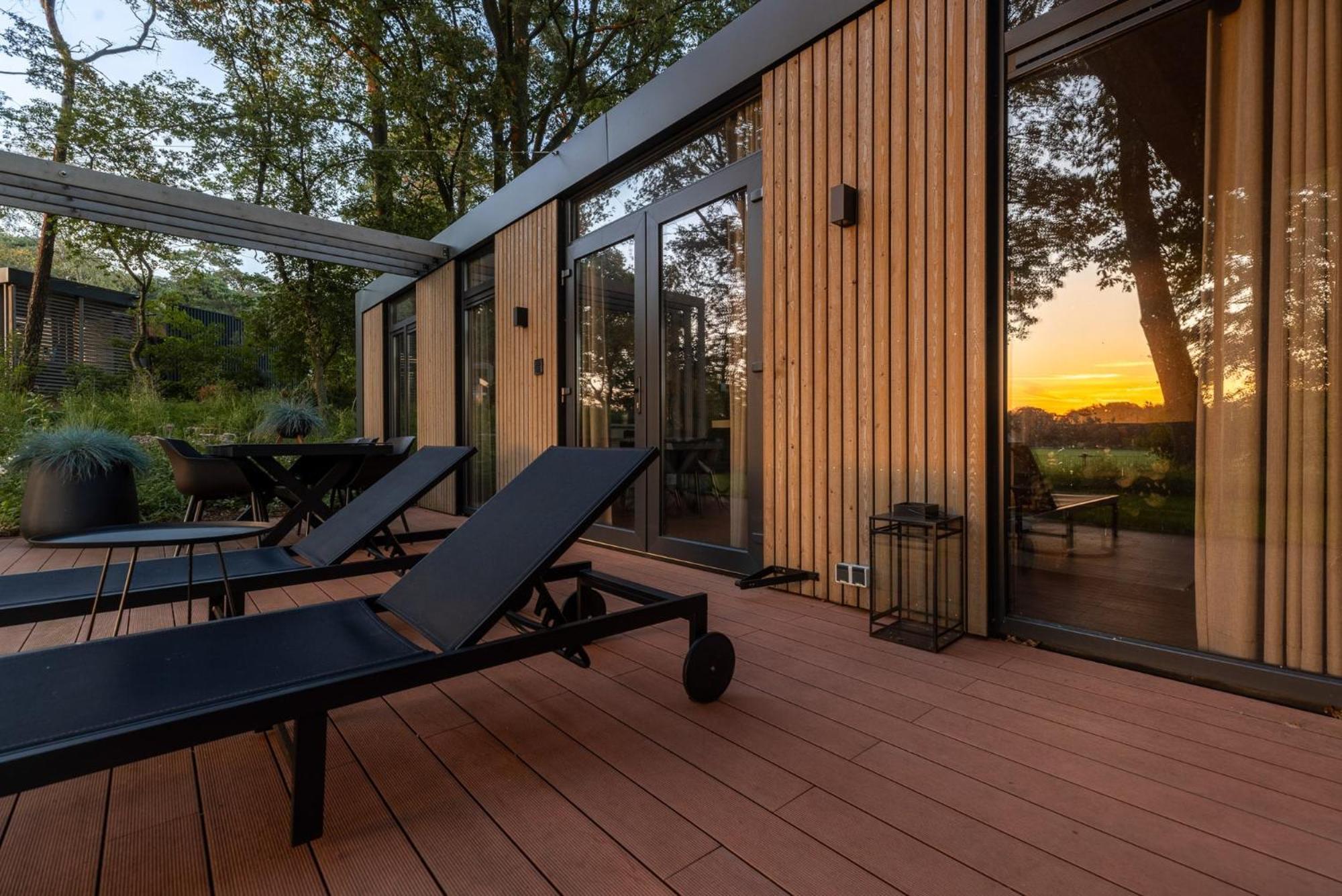 Zicht Op Twente - Spa Lodges 马尔克洛 外观 照片